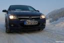 opel-astra-gtc-v-snegu-04.jpg