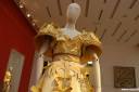 roberto capucci a fashion sculpture 02.thumbnail Roberto Capucci   obleka/modna skulptura   razstava v Mestnem muzeju