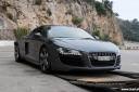 aston-martin-db9-volante-audi-r8-photos-06.jpg