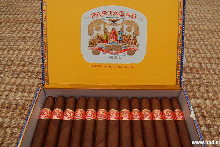 cuban cigars Partagas Petit Corona Especial 05