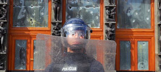policija