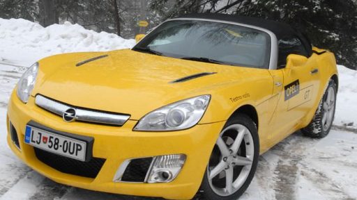 Opel GT na sneg na Areh gre 5