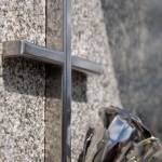 Križ na pokopališču 8