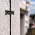 Križ na pokopališču 10