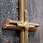 Križ na pokopališču 11