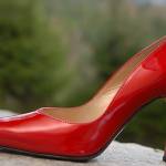 Stuart Weitzman - ženski čevlji - fetiš za 200 funtov in več 2