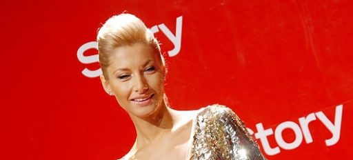 Alma Brdžnovič in Lucija Gubenšek na rdeči preprogi