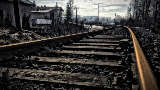 Prodajmo Luko Koper, da zgradimo drugi tir železnice