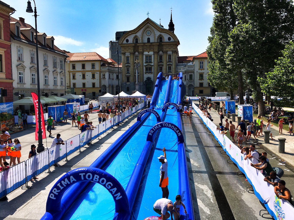 Prima tobogan na Kongresnem trgu
