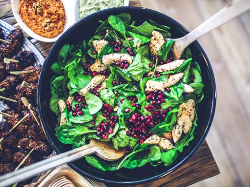 Vegi prehrana ni veganska prehrana vegi je oznaka za vegetarijansko prehrano