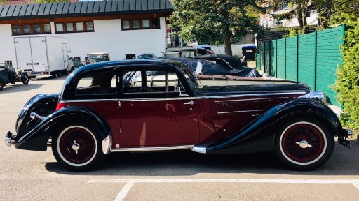 Srecanje oldtimerjev starodobnikov v kraju Titisee Rolls Royce Bentley Delahaye 2