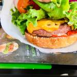 Beyond Meat LarsSven burger LarsSven veganski burger2