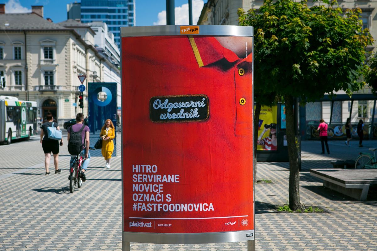 fastfoodnovica Plaktivat na temo Kriza medijev TAM TAM Institut in Radio Student fastfoodnovica Plaktivat na temo Kriza medijev TAM TAM Institut in Radio Student