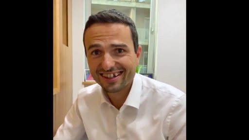 Ko vso pozornost dobi manjkajoci zob Mateja Tonina in NSi cez noc postane sredinska stranka