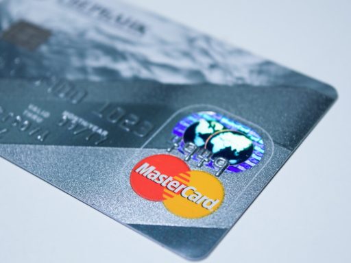 Mastercard TrackTM bo moderniziral 125 bilijonov dolarjev vreden globalni trg B2B placil