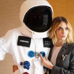 Foto 2 Samsung SpaceSelfie s Caro Delevingne