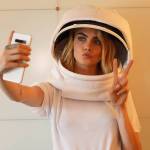 Foto 3 Samsung SpaceSelfie s Caro Delevingne