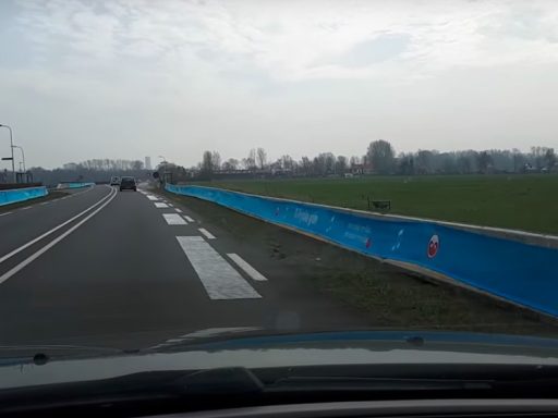 Ideja za nase ceste in avtoceste cesta 22zapoje22 ob pravilni hitrosti