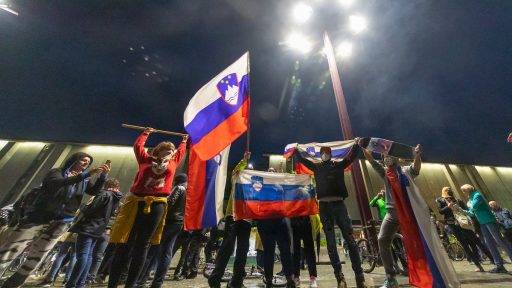 Protesti Ljubljana 15 maj 35