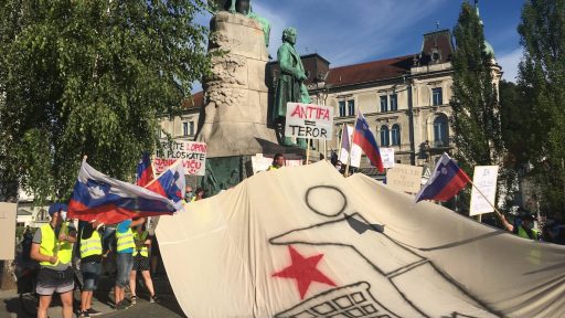 Rumeni jopici rumeni monitoring