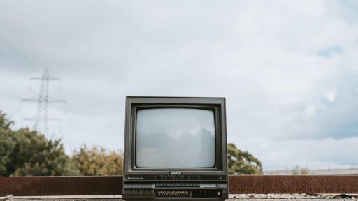 pexels anete lusina 5721881