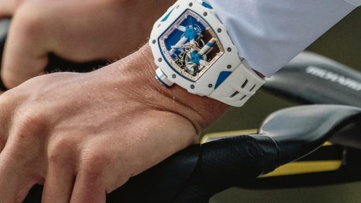 Tadej Pogačar z uro Richard Mille RM 64 01 Tourbillon Colnago za milijon evrov