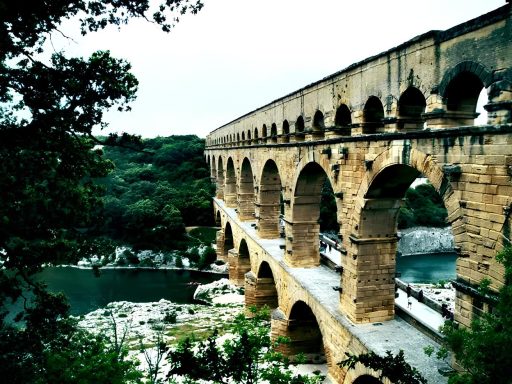 pontdugard