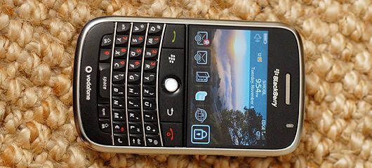 unboxing-blackberry-bold-photos-07.jpg