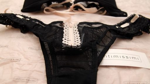 Spodnje perilo Intimissimi VS Zimska bunda Gotcha 1