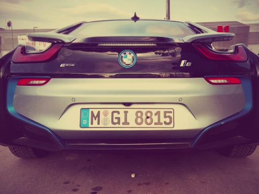 BMW i8