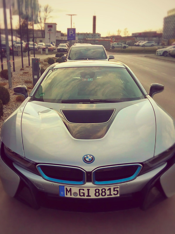 BMW i8