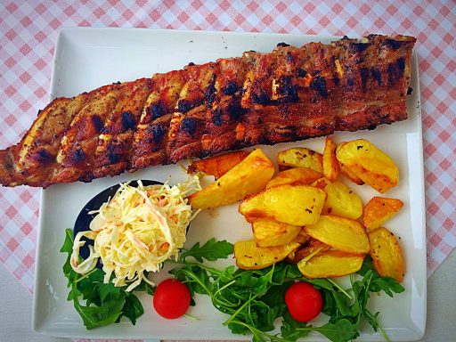 Gostilna Livada / svinjska rebrca