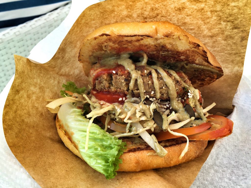 Zaživ veganski burger / Zaživ Bled / #topshit veganski burger