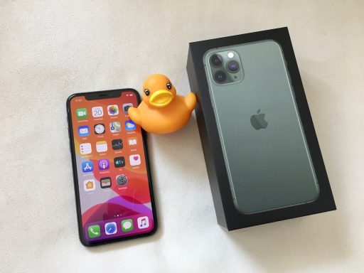 iPhone 11 Pro Unboxing A1