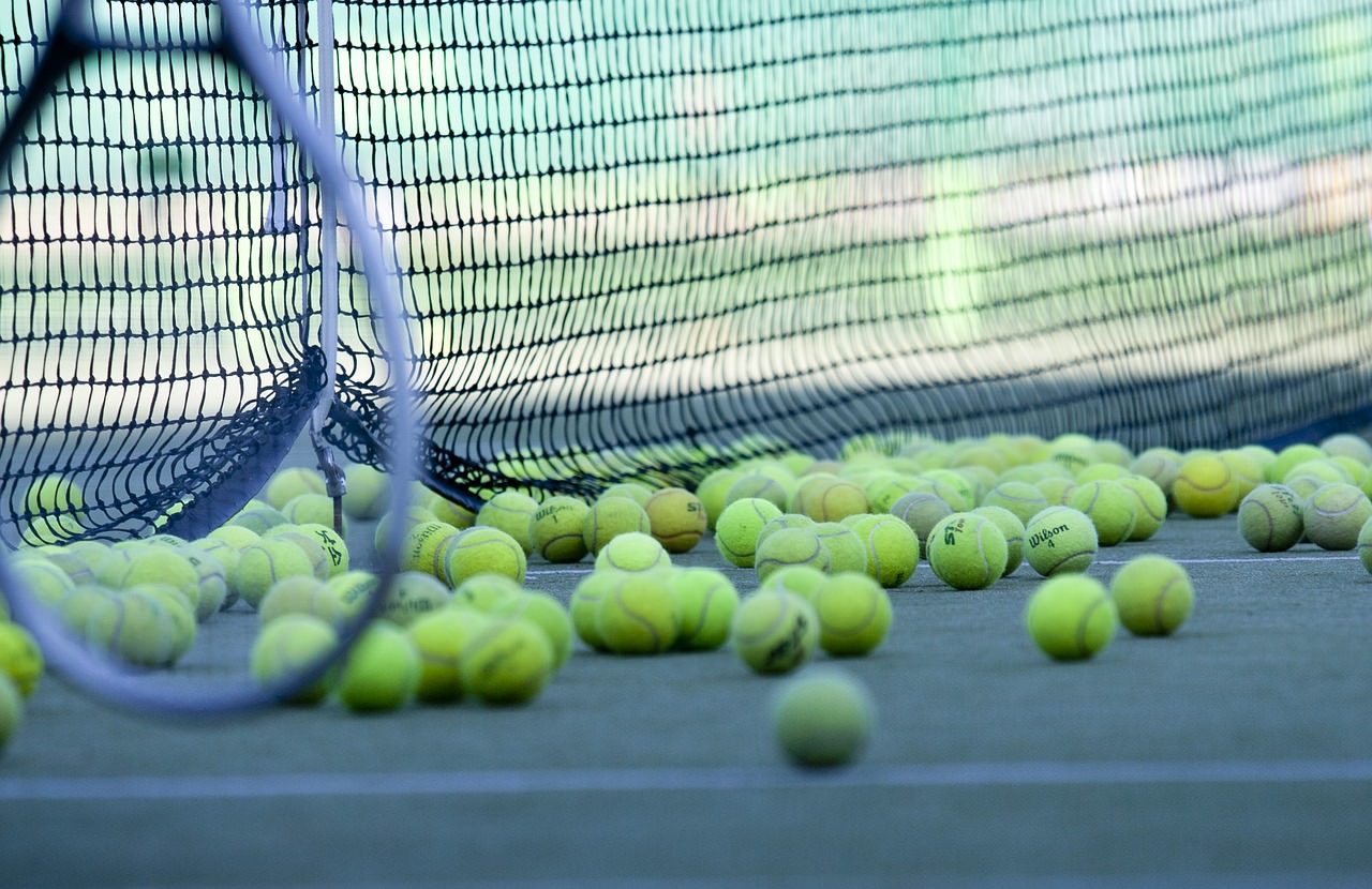 Tenis boste lahko igrali ampak ne na igriscu
