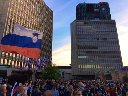 Protesti Hojs5