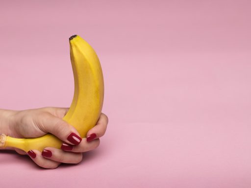 matej tonin socializem in banane