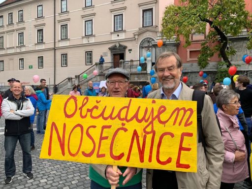 peterle obcuduje nosecnice