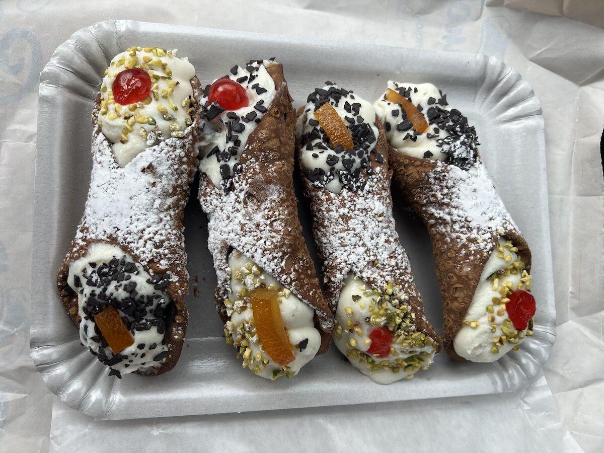 Veganski cannoli 1