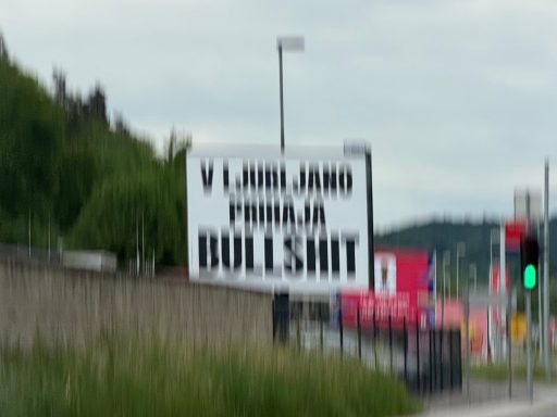 v ljubljano prihaja bullshit muzej