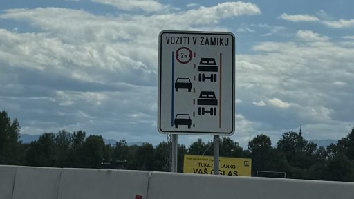 voziti v zamiku