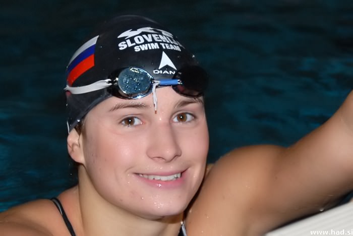 Plavalka Sara Isakovič 3