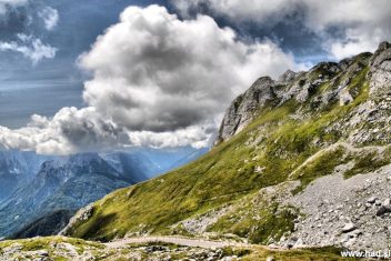 cesta-na-mangart-fotografije-mangart-photos-07.jpg