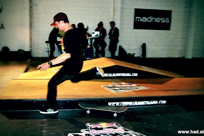 Red Bull Manny Mania Urban Roof fotografije 17