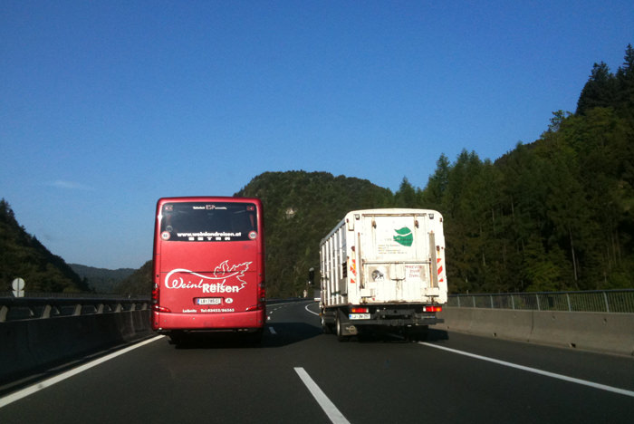 prehitevanje_avtobusa