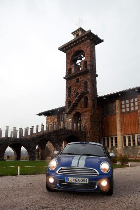 mini_cooper_coupe_photo_02