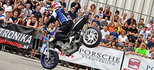 Auto Motor Show Ljubljana - Chris Pfeiffer stunt show