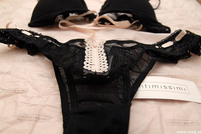 Spodnje perilo Intimissimi VS Zimska bunda Gotcha 1