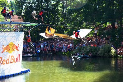 red_bull_flugtag07