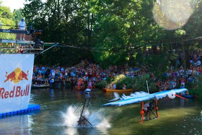 red_bull_flugtag12